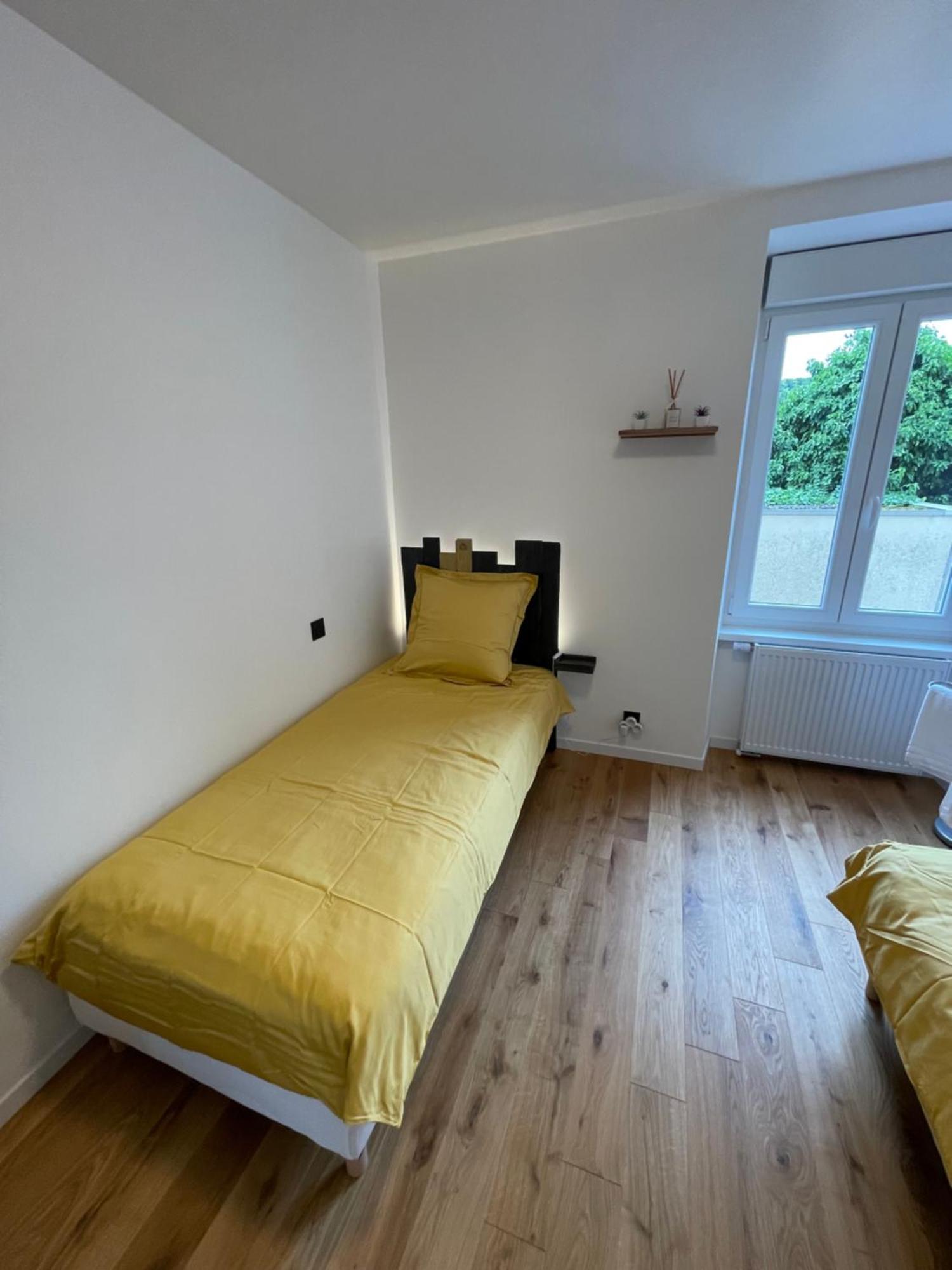 Mon-dore F3 Confort,ps4,parking Apartment Valentigney